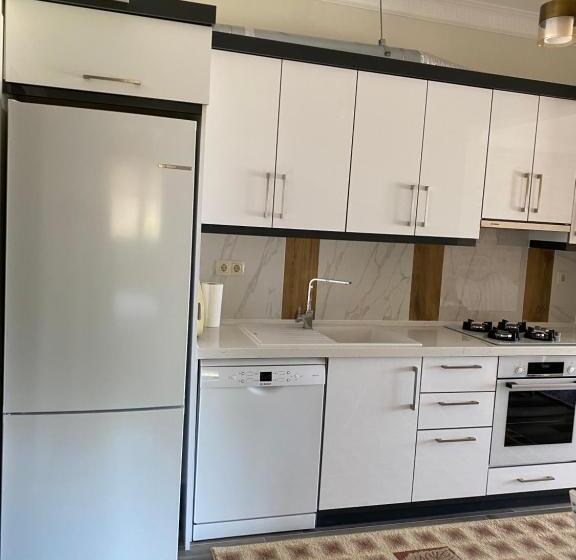 Meryem Hanim Buti̇k Otel