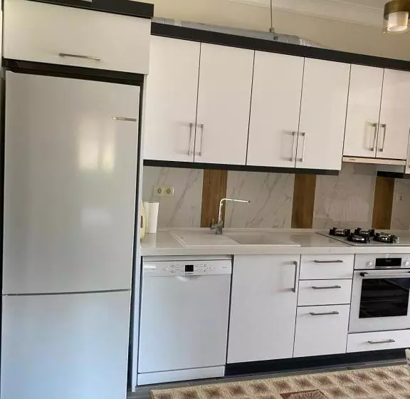 Meryem Hanim Buti̇k Otel