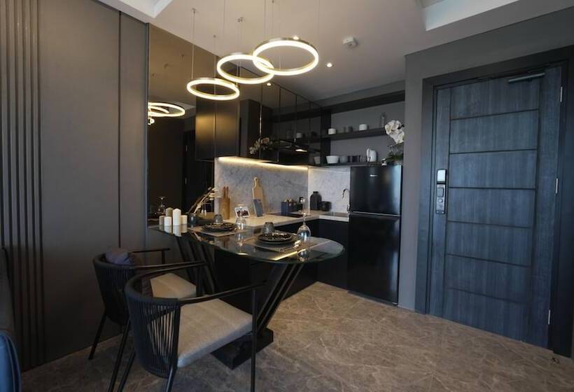 The One Umalas Signature