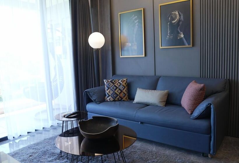 The One Umalas Signature