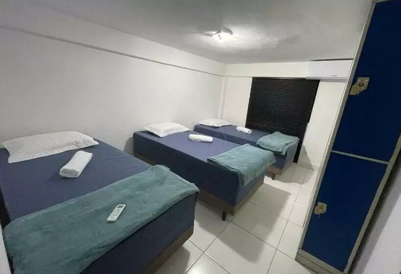 ユースホステル The Brothers