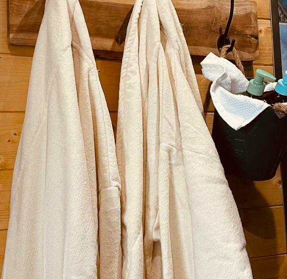 Bed and Breakfast Cense Ab