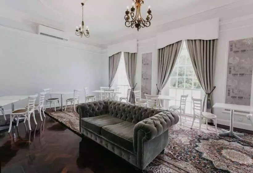 Hotelli Akamah Estate