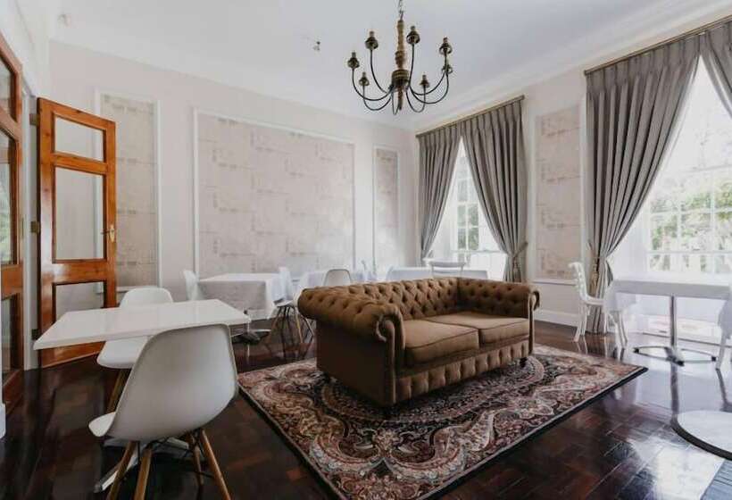 בית מלון כפרי Akamah Estate