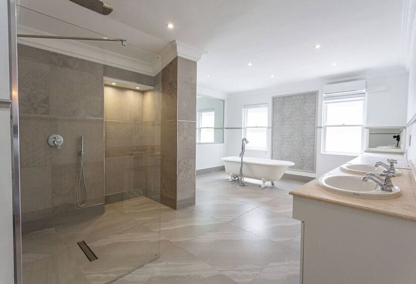 בית מלון כפרי Akamah Estate