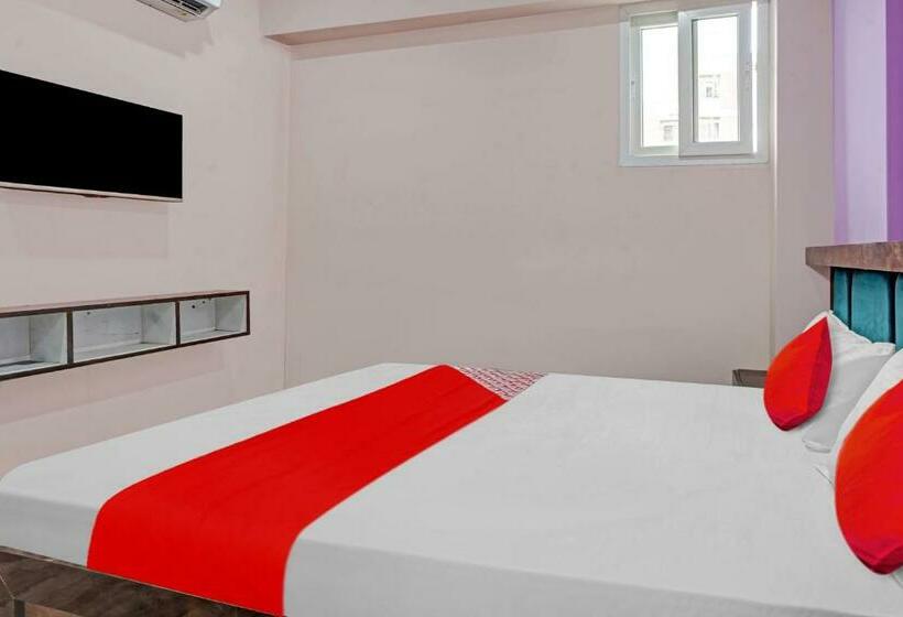 هتل Oyo Flagship 81364  Ars