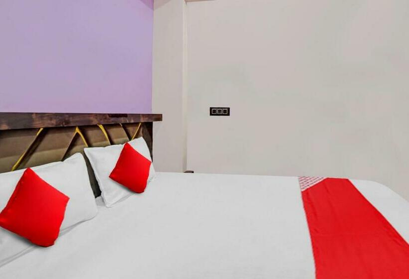هتل Oyo Flagship 81364  Ars
