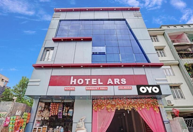 هتل Oyo Flagship 81364  Ars