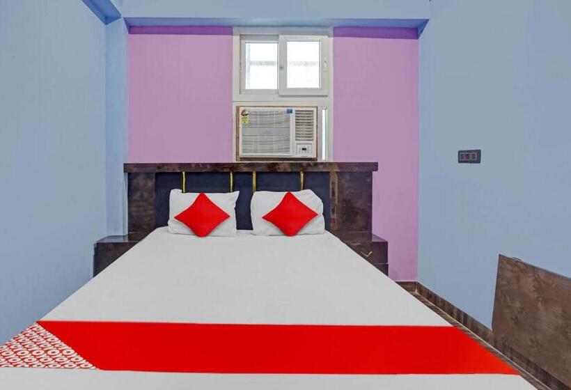 هتل Oyo Flagship 81364  Ars