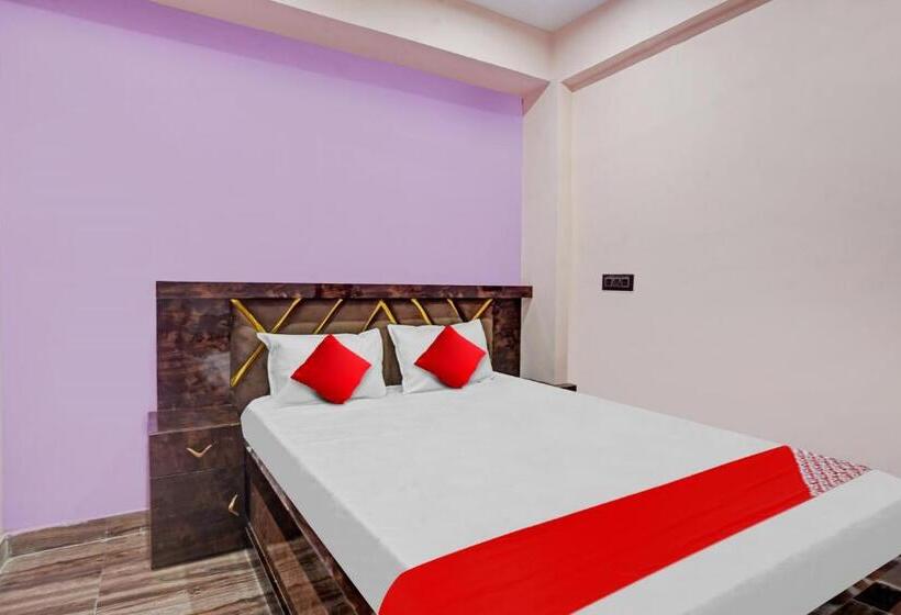 هتل Oyo Flagship 81364  Ars