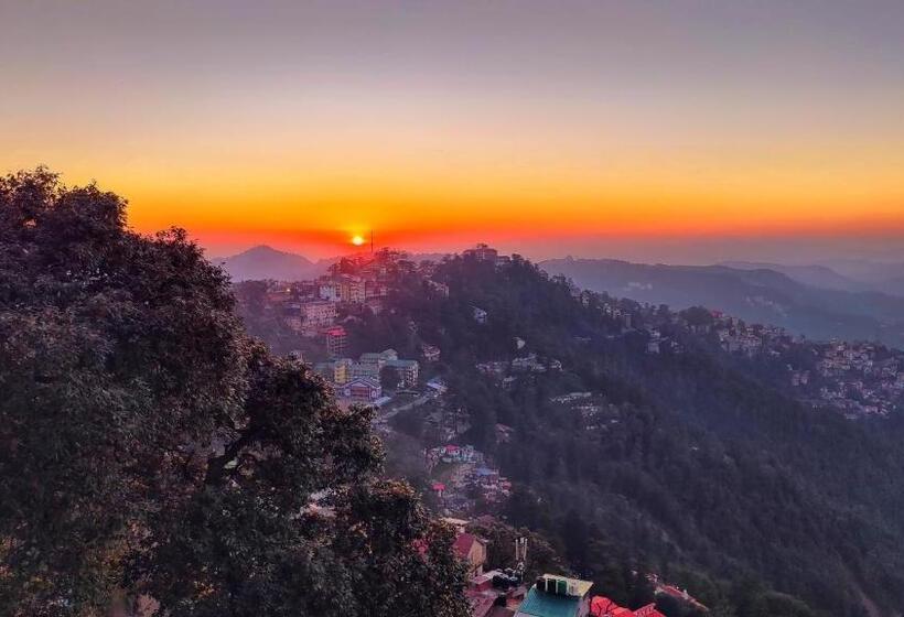 בית מלון כפרי The Ashoka Inn 300mts Walkable From Mall Road