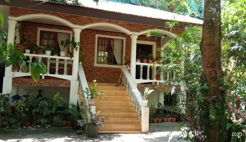 ペンション Dulangan Puerto Galera Transient Place