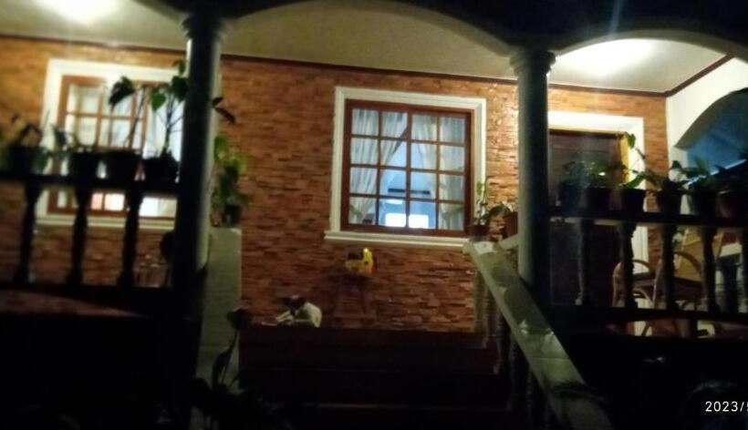 膳宿费 Dulangan Puerto Galera Transient Place