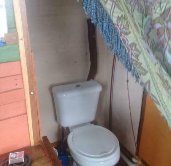 هاستل Los Aventureros