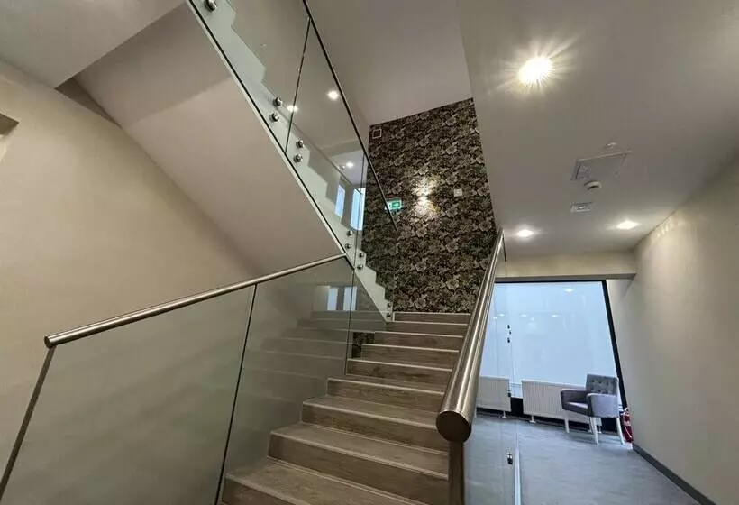 Aamiaismajoitus (B&B) Ikonik Spa