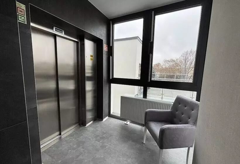 Aamiaismajoitus (B&B) Ikonik Spa