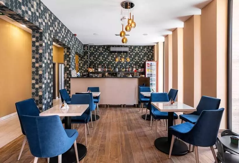 Aamiaismajoitus (B&B) Ikonik Spa