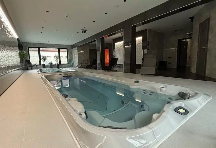 Aamiaismajoitus (B&B) Ikonik Spa