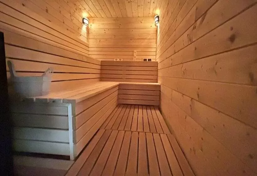 Aamiaismajoitus (B&B) Ikonik Spa