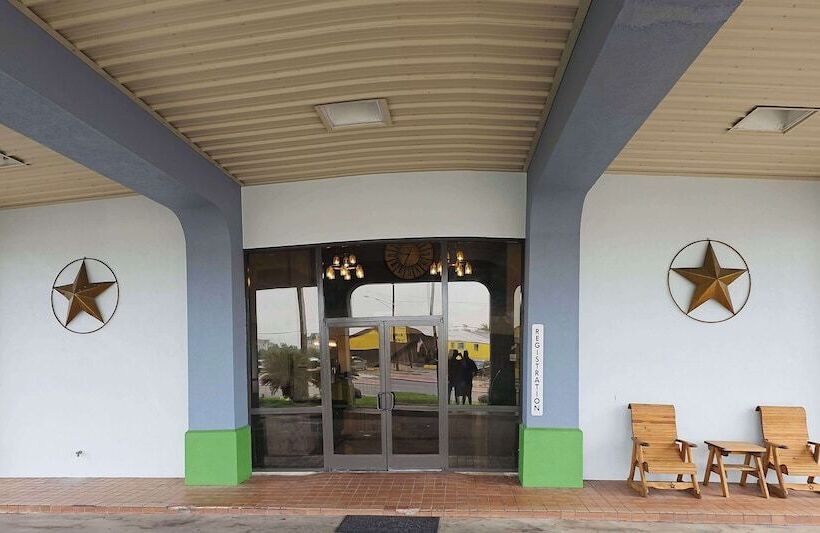 فندق Surestay Studio By Best Western Victoria