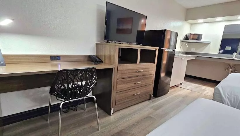 Hotelli Surestay Studio By Best Western Victoria