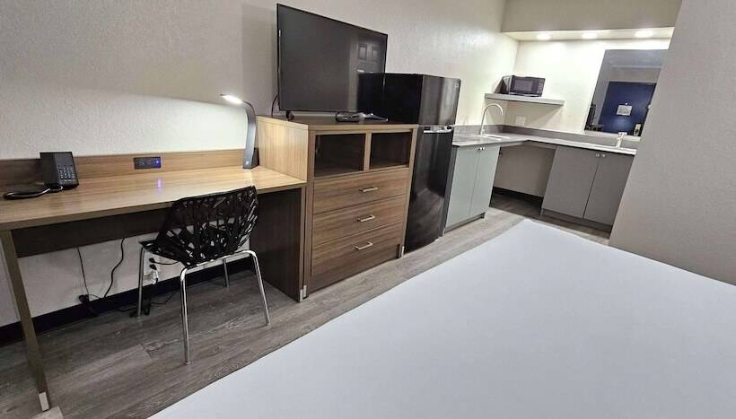 فندق Surestay Studio By Best Western Victoria