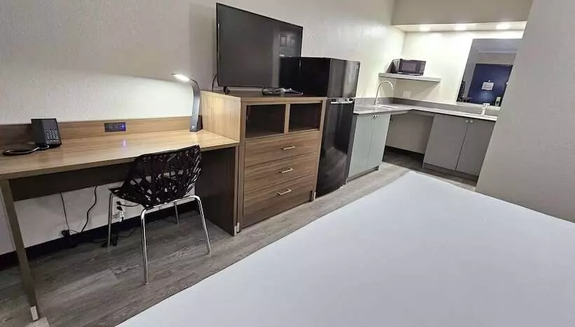 Hotelli Surestay Studio By Best Western Victoria