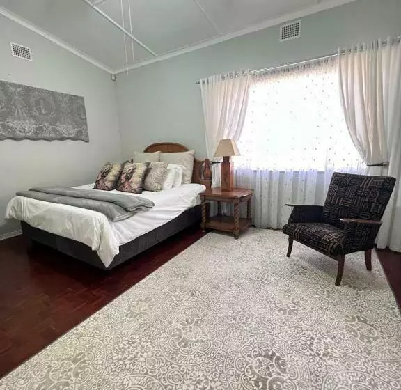 Majatalo Palm House Accomodation