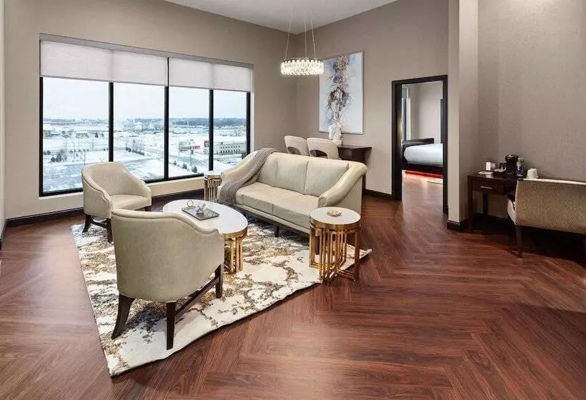 Legacy Hotel, Trademark Collection By Wyndham