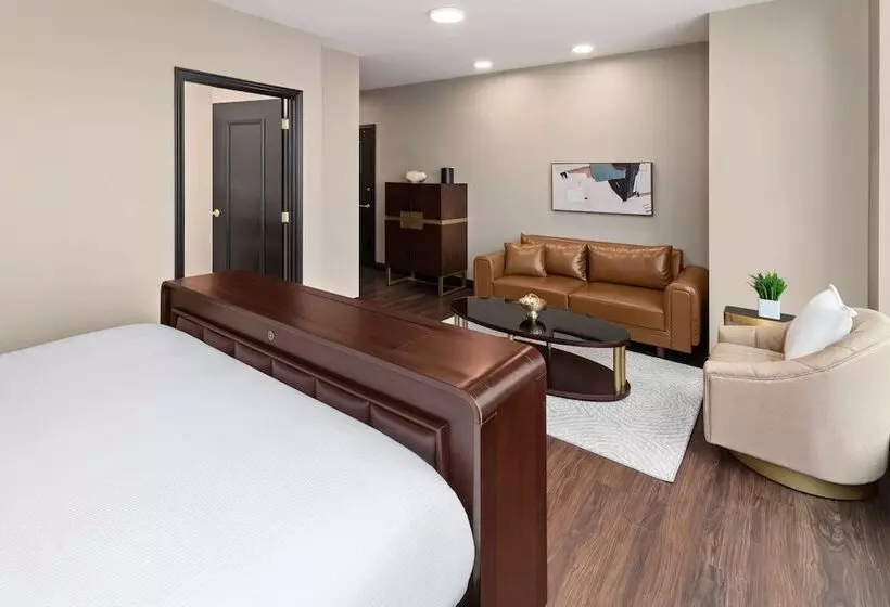 Legacy Hotel, Trademark Collection By Wyndham