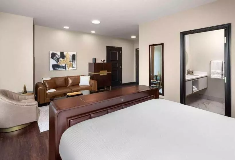 Legacy Hotel, Trademark Collection By Wyndham