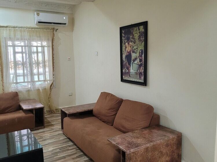 Dazzle Hotels And Apartments