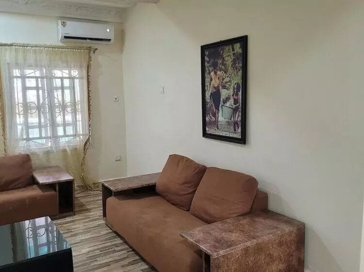 Dazzle Hotels And Apartments