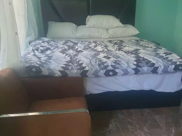 Dazzle Hotels And Apartments