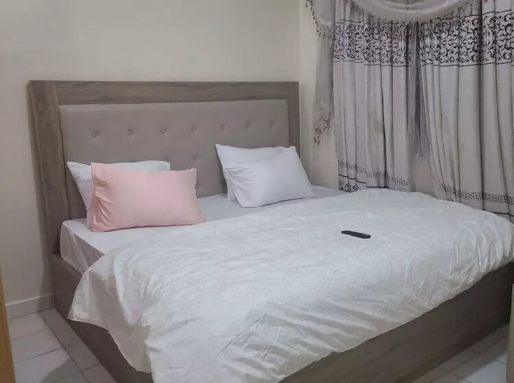Dazzle Hotels And Apartments