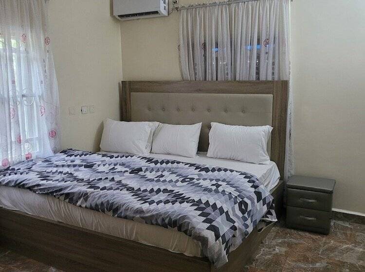 Dazzle Hotels And Apartments