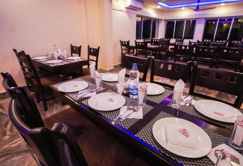 酒店 Silver Sand Eco Resort !! Beachfront !! With Biggest Pool And Huge Open Area !! Ideal For Weddings !