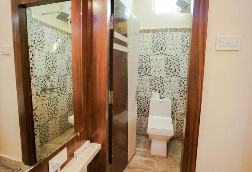 酒店 Silver Sand Eco Resort !! Beachfront !! With Biggest Pool And Huge Open Area !! Ideal For Weddings !