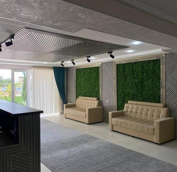 Szálloda Tarmita Plaza