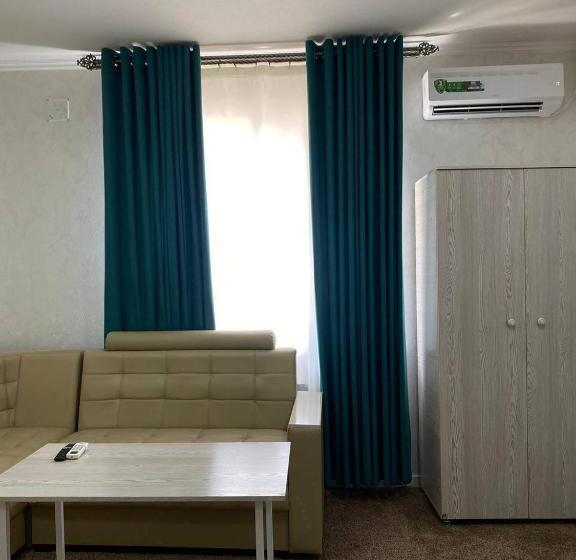 Szálloda Tarmita Plaza