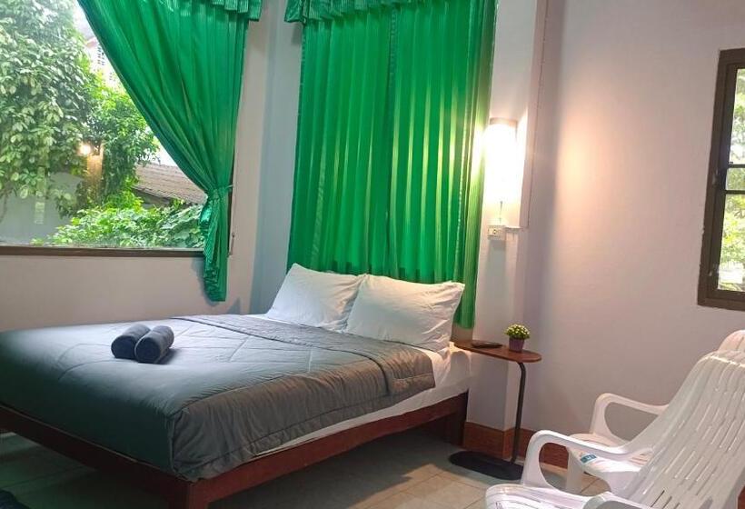 モーテル Mountain View Hostel Krabi Airport Near Wat Thamsuea