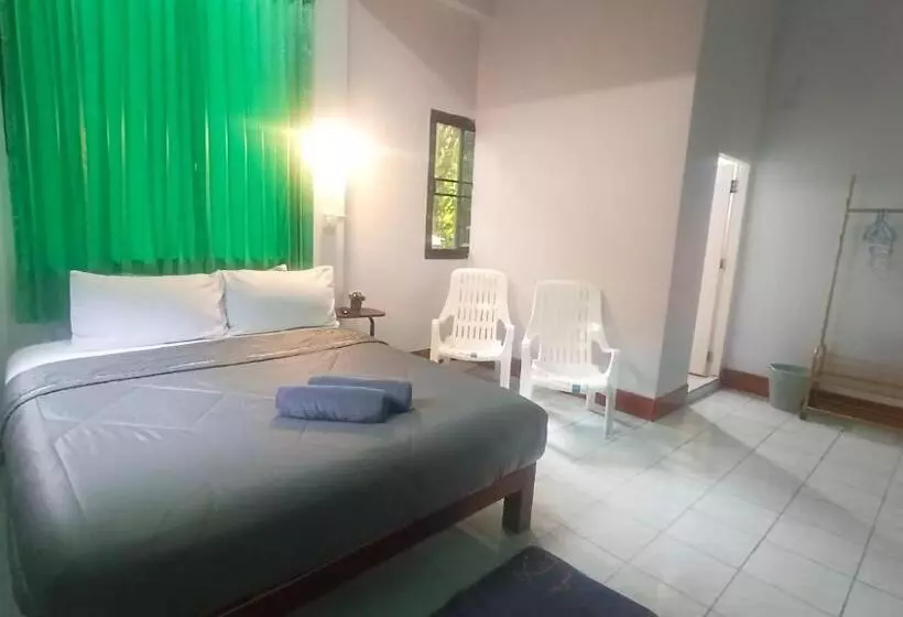 モーテル Mountain View Hostel   Krabi Airport Near Wat Thamsuea