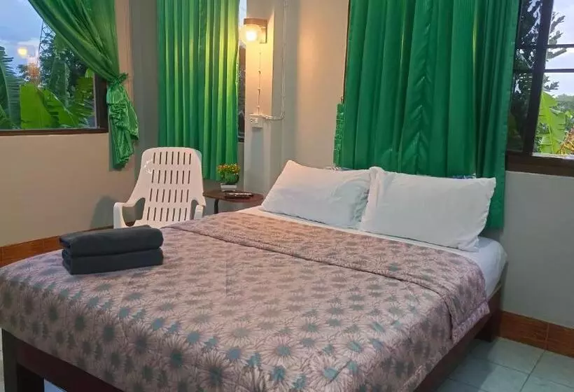 モーテル Mountain View Hostel   Krabi Airport Near Wat Thamsuea