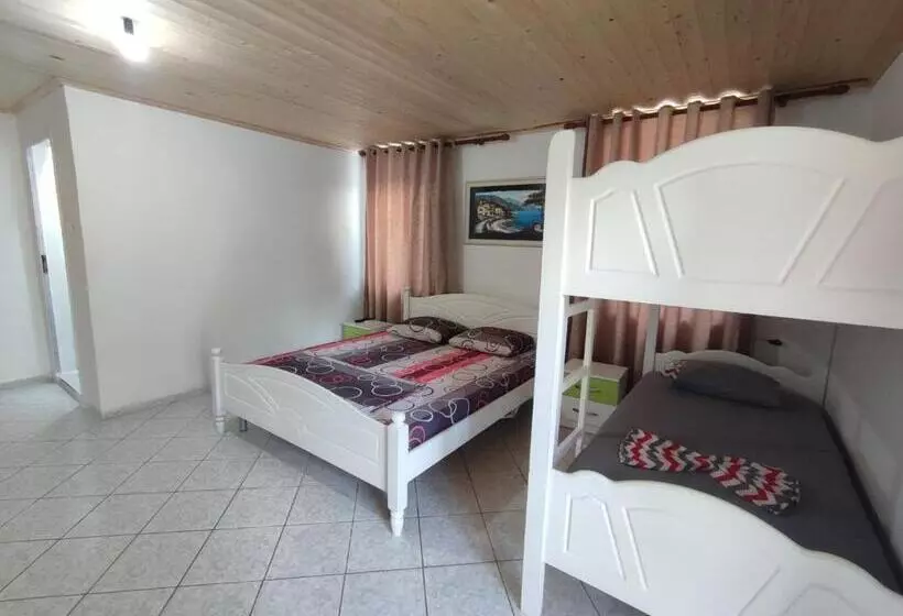 Majatalo Himara Beach Rooms