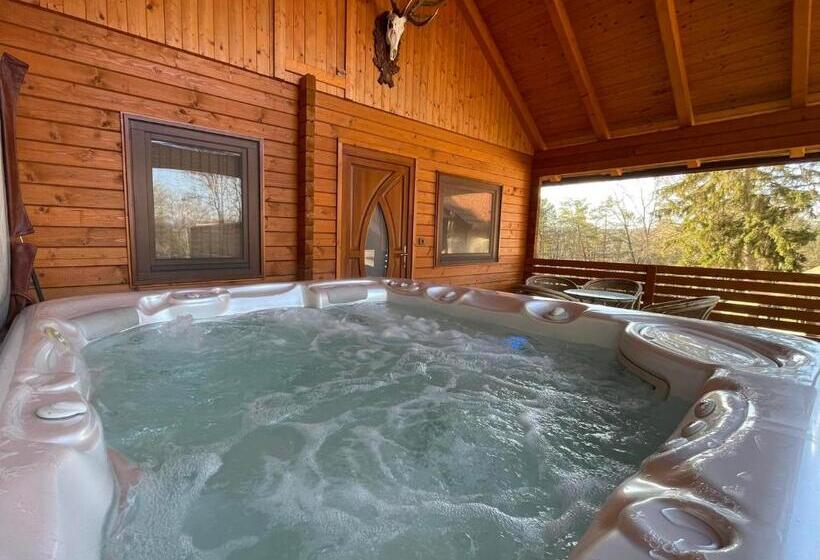 פנסיון Josephus Vendégház