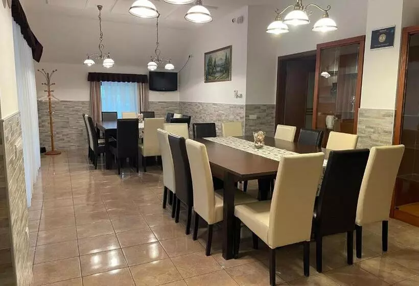 Majatalo Josephus Vendégház