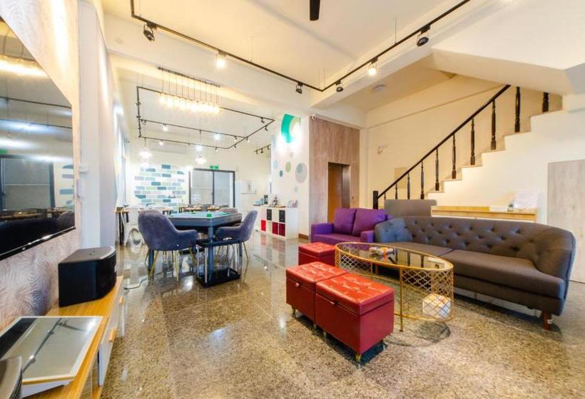 پانسیون Sunshine B&b