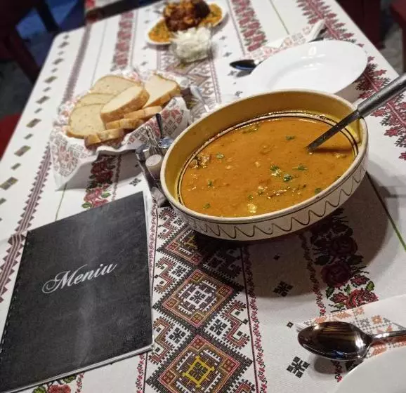 Pensiune  Cazare  Restaurant Casa Deni