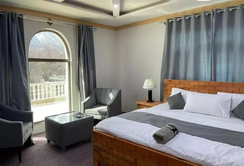 Skardu Saraye Hotel & Resort