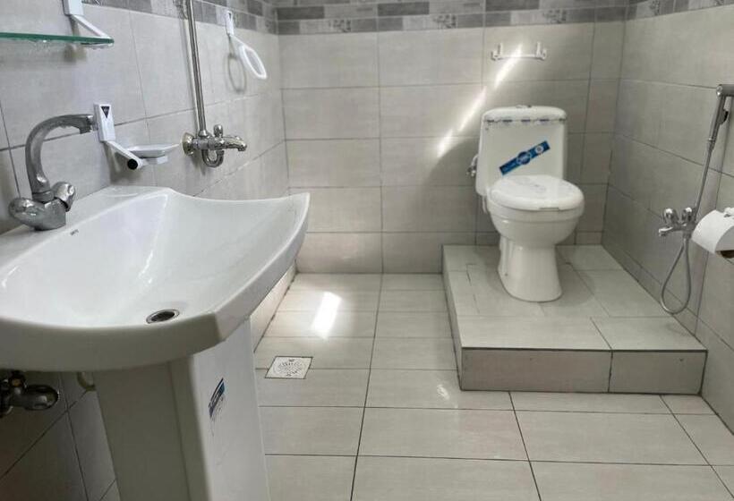 Skardu Saraye Hotel & Resort